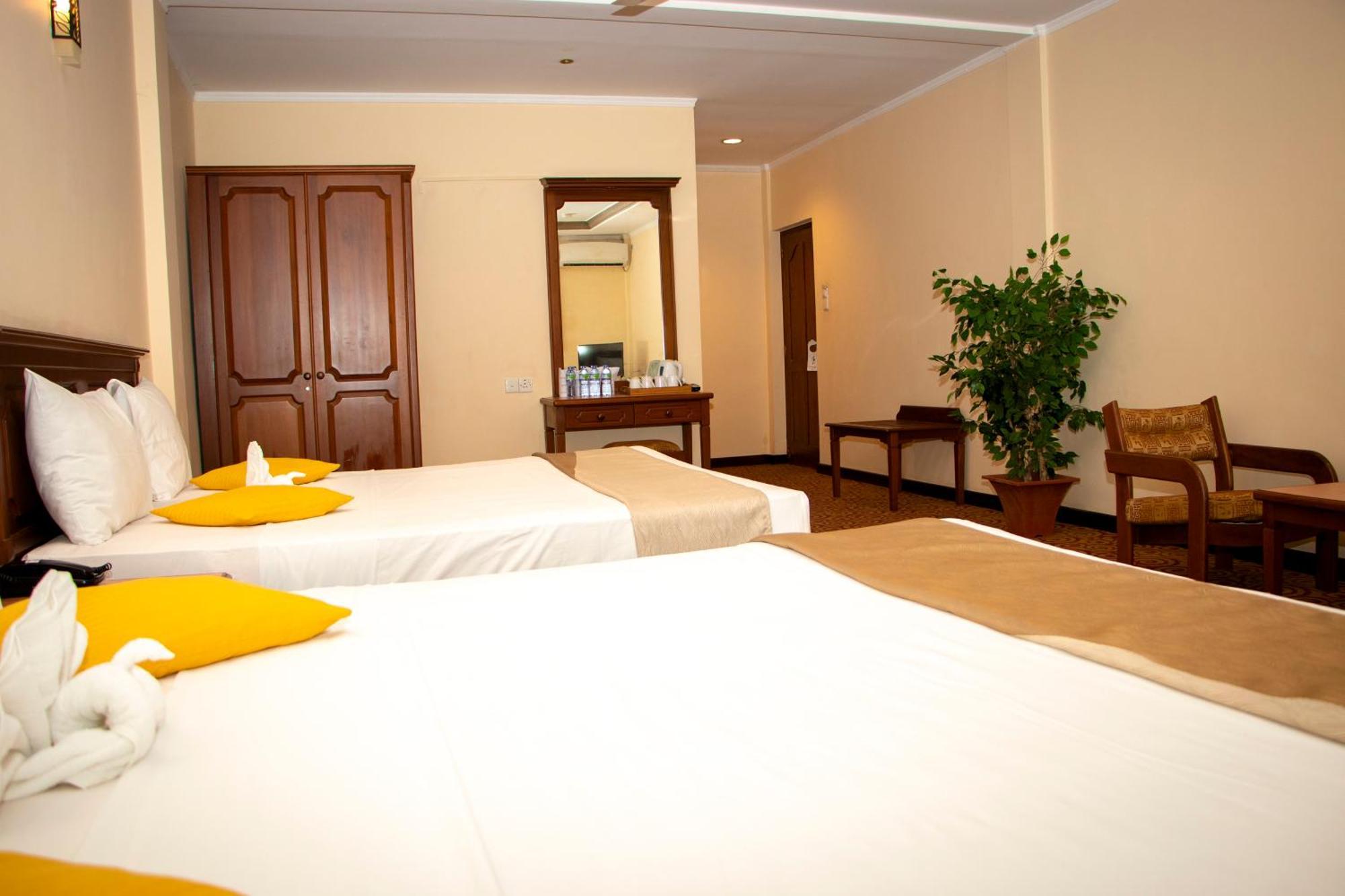 Hotel Lakefield Kandy Exterior photo